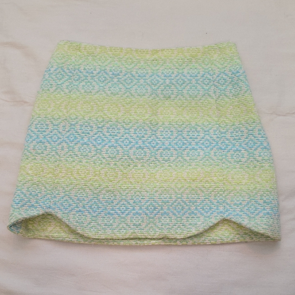 Stylish Green and Blue Patterned Skirt